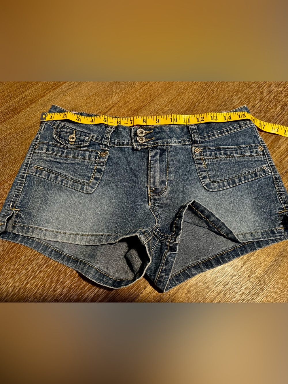 Y2K Low Rise Shorts - Picture 6 of 7